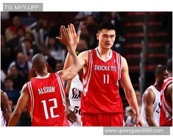 姚明的听力障碍与篮球场上位置的关系探讨与分析