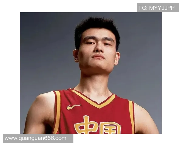 姚明控球能力分析:如何在篮球场上展现巨人风范与灵活技巧 姚明控球能力分析:如何在篮球场上展现巨人风范与灵活技巧