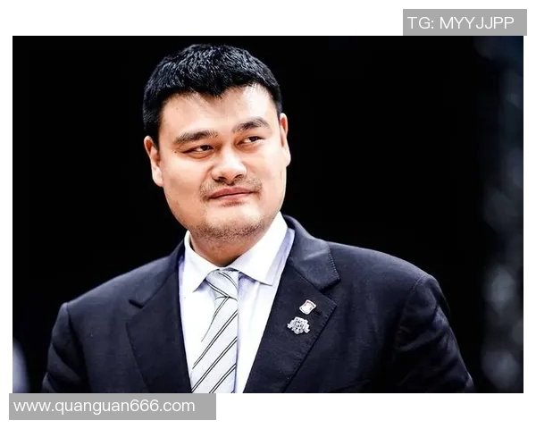 姚明黑鞋背后的故事与篮球文化的深刻影响