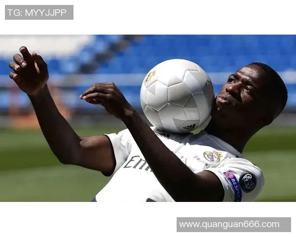 足球明星的心声与成长历程分享:从绿茵场到人生哲学的深刻感悟 足球明星的心声与成长历程分享:从绿茵场到人生哲学的深刻感悟