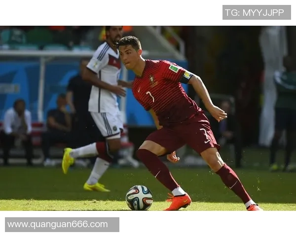 足球明星红包封面图高清精选展示让你的节日更添精彩与活力 足球明星红包封面图高清精选展示让你的节日更添精彩与活力