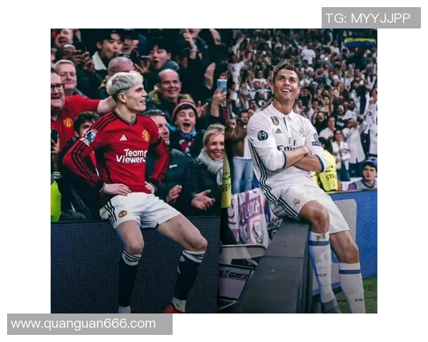 足球明星齐聚一堂身穿西装合照展现风采与魅力的精彩瞬间