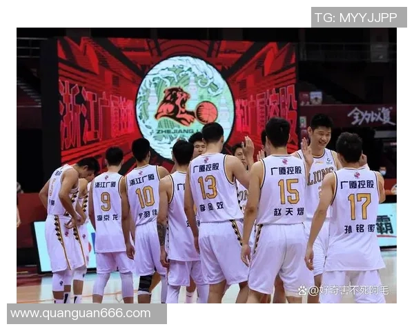 2018年CBA山东队与福建队激战回顾精彩瞬间与赛场亮点分析