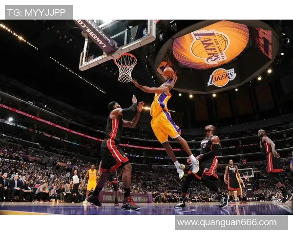 篮球明星复姓的传奇故事与他们的辉煌成就探讨